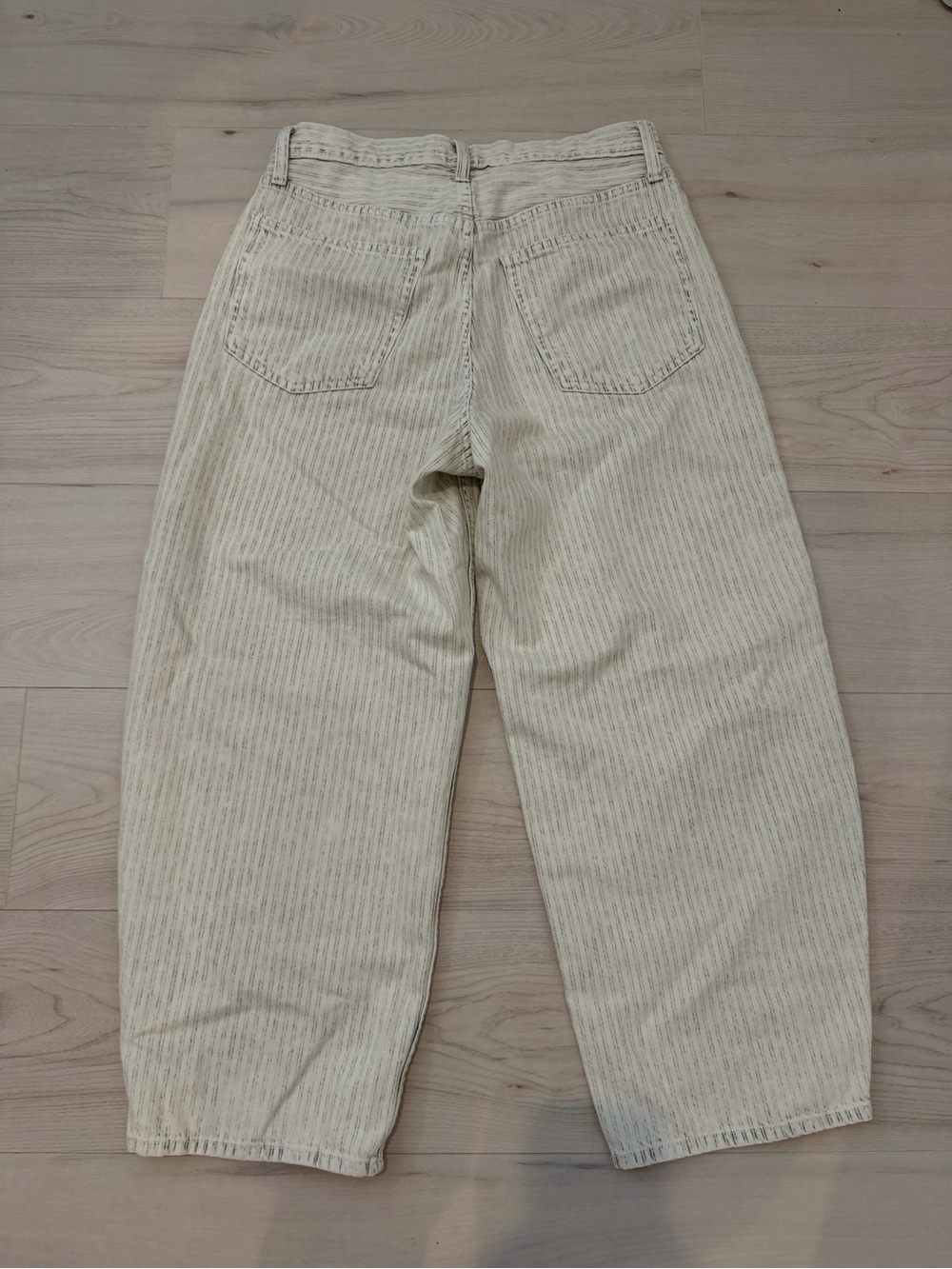 Universal Thread High Rise Easy Barrel Jeans - Picture 3 of 3
